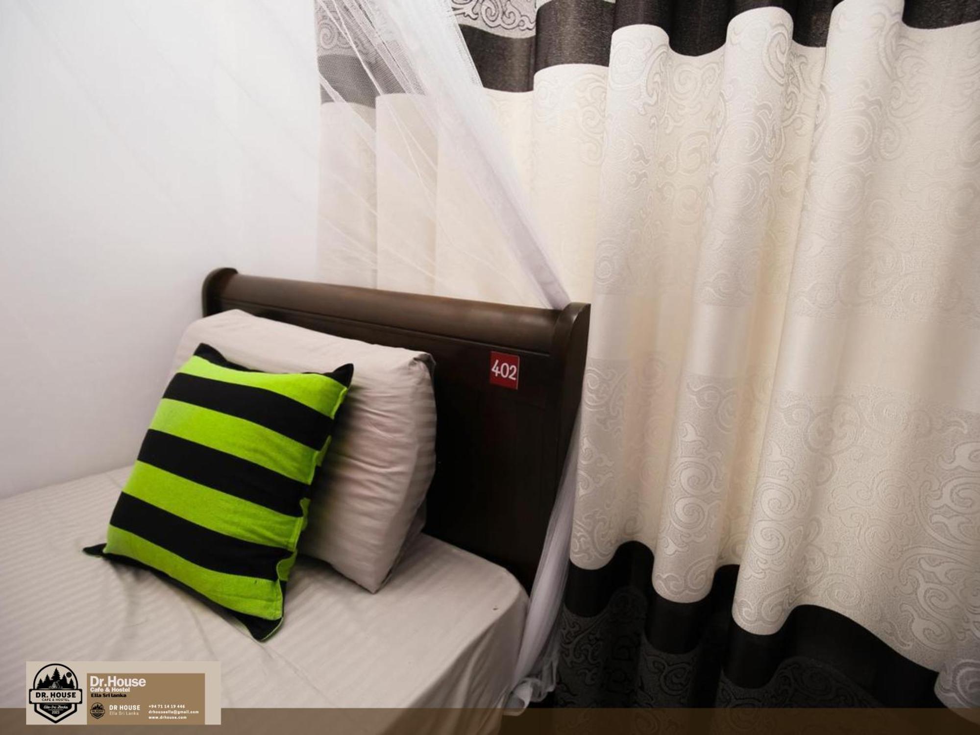 Dr House Ella - Hostel & Cafe Εξωτερικό φωτογραφία